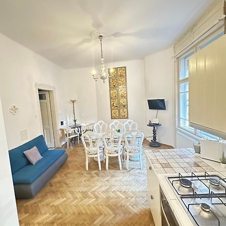 Heritage Harmony With Free Parking Budapest Exterior foto